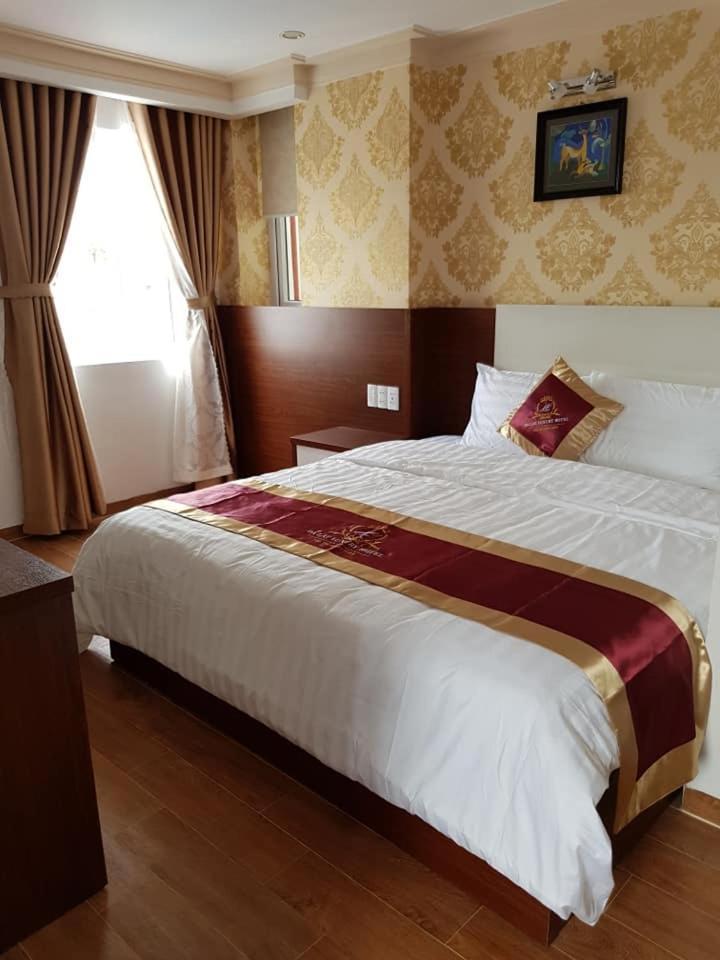 Dalat Luxury Hotel Екстер'єр фото